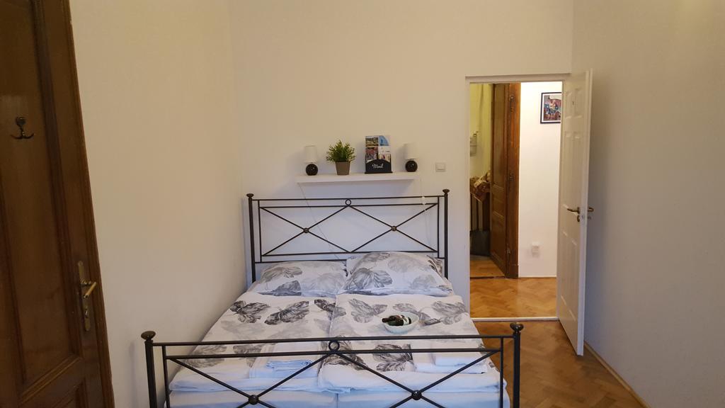 Varkeruelet Apartman Σόπρον Εξωτερικό φωτογραφία